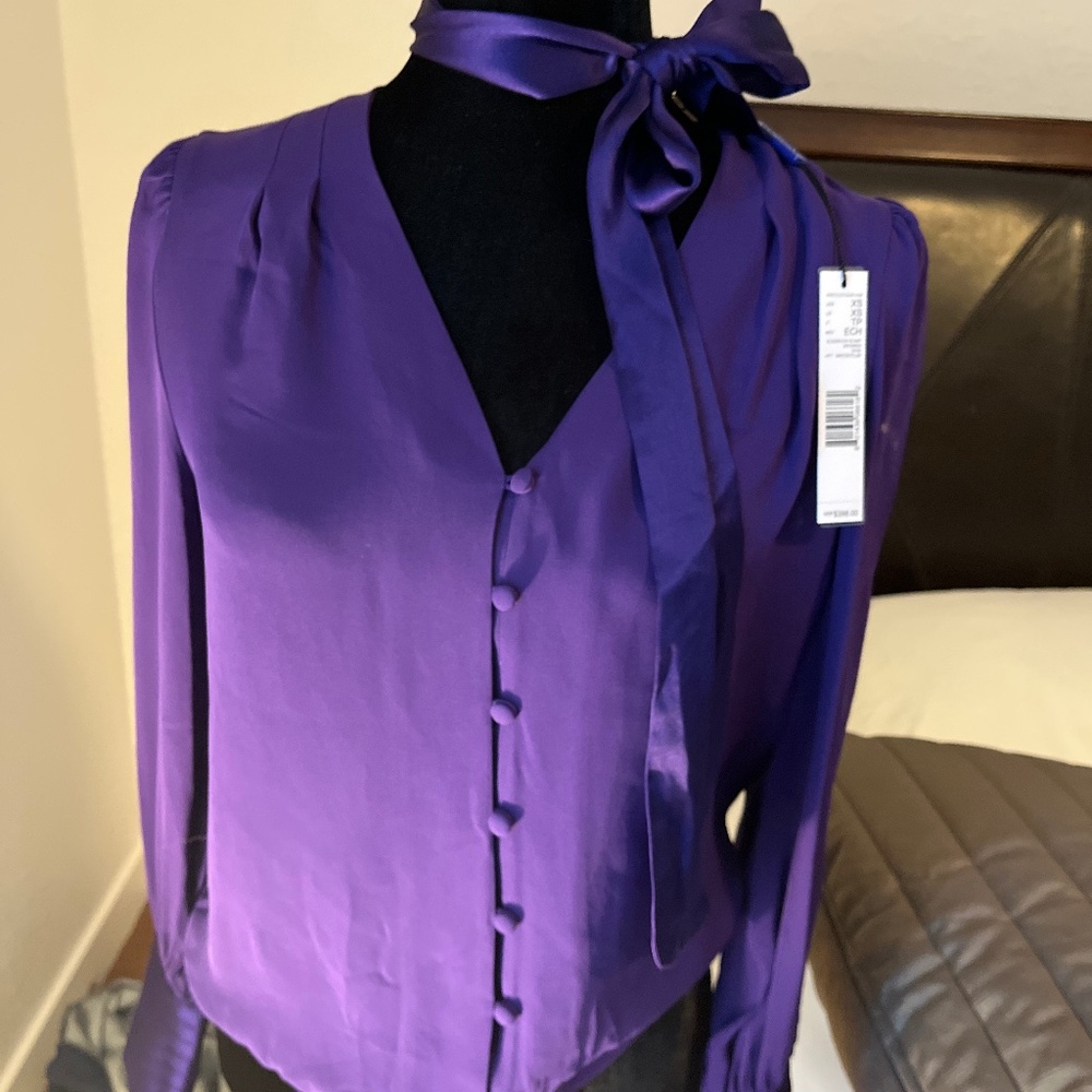 Woman’s blouse